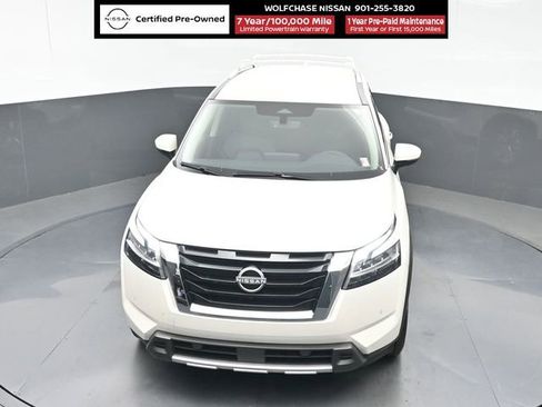 Certified 2024 Nissan Pathfinder SL FWD image 28