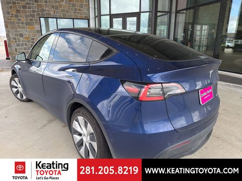 Used 2021 Tesla Model Y Long Range image 5
