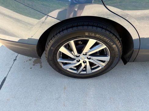 Used 2024 Chevrolet Equinox Premier w/ LPO, Floor Liner Package FWD image 52