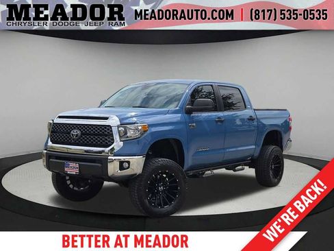 Used 2021 Toyota Tundra SR5 w/ SR5 Upgrade Package AWD/4WD image 1