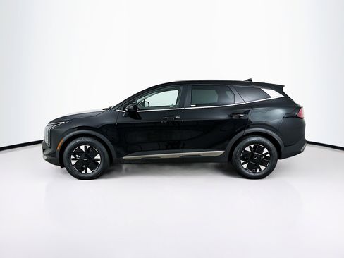 Used 2026 Kia Sportage LX FWD image 4