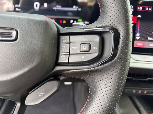 Used 2024 Dodge Charger R/T w/ Plus Group image 23