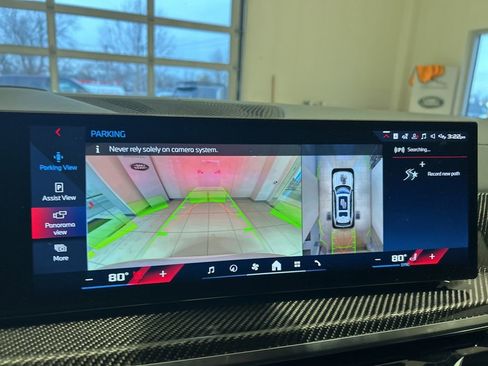 Used 2024 BMW X7 M60i w/ Executive Package image 10