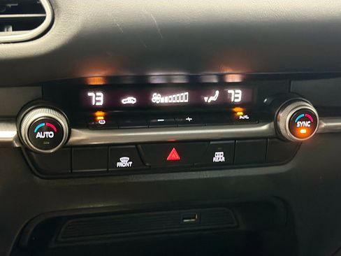 Used 2020 MAZDA CX-30 FWD w/ Select Package image 10