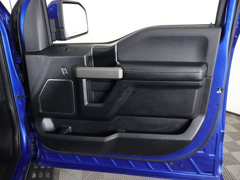 Used 2017 Ford F150 Raptor w/ Equipment Group 802A Luxury AWD/4WD image 25