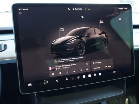 Used 2023 Tesla Model Y Long Range image 19