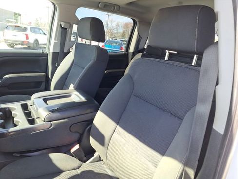 Used 2018 Chevrolet Silverado 1500 LT w/ Max Trailering Package image 6