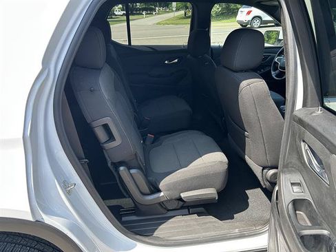 Certified 2023 Chevrolet Traverse LT AWD/4WD image 36