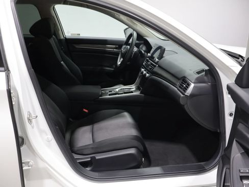 Used 2020 Honda Accord Hybrid image 22