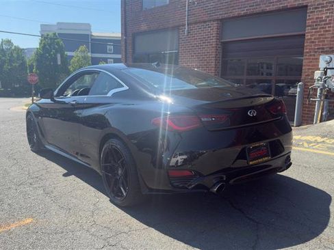 Used 2019 INFINITI Q60 3.0t Luxe w/ Essential Package AWD/4WD image 11