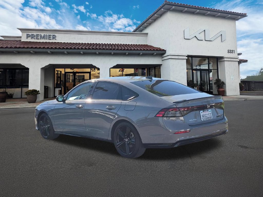 Used 2025 Honda Accord Sport image 6