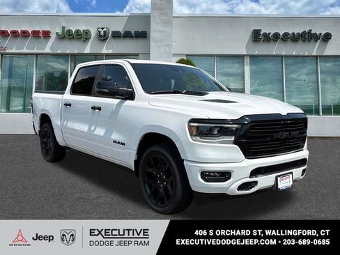 Used 2023 RAM 1500 Laramie AWD/4WD image 5