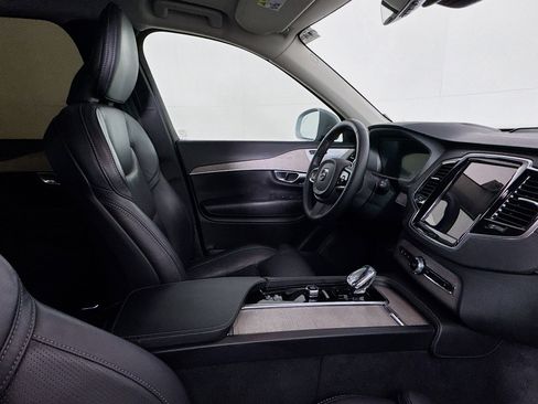 Used 2024 Volvo XC90 T8 Ultimate w/ Protection Package Premier image 28