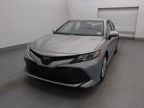 Used 2019 Toyota Camry LE FWD image 15
