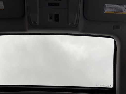 Used 2019 GMC Yukon XL Denali w/ Open Road Package image 19