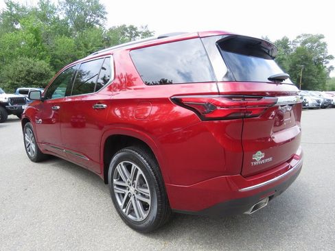 Used 2022 Chevrolet Traverse High Country image 8