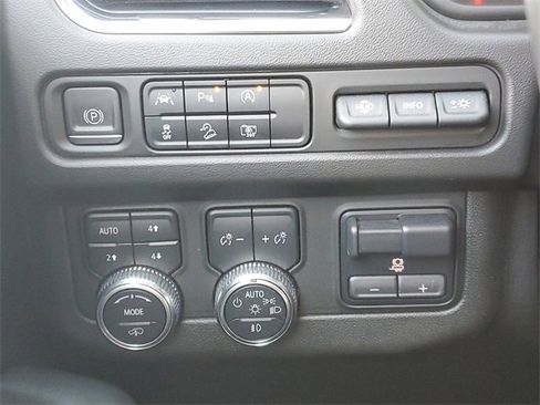 Certified 2023 GMC Yukon AT4 w/ AT4 Premium Plus Package image 20