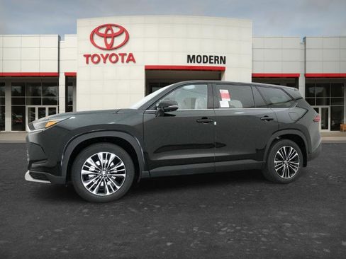 New 2026 Toyota Grand Highlander AWD Hybrid image 13