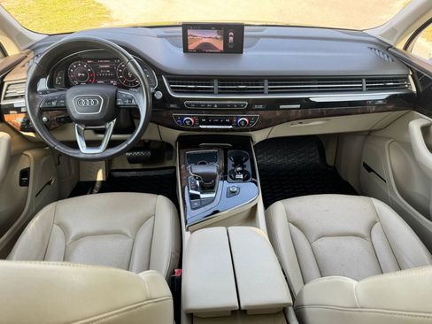 Used 2018 Audi Q7 3.0T Prestige w/ Prestige Package AWD/4WD image 22