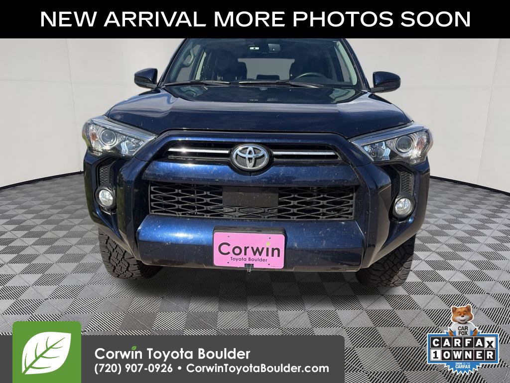 Used 2020 Toyota 4Runner SR5 AWD/4WD image 2