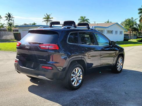 Used 2014 Jeep Cherokee Limited w/ Luxury Group AWD/4WD image 13