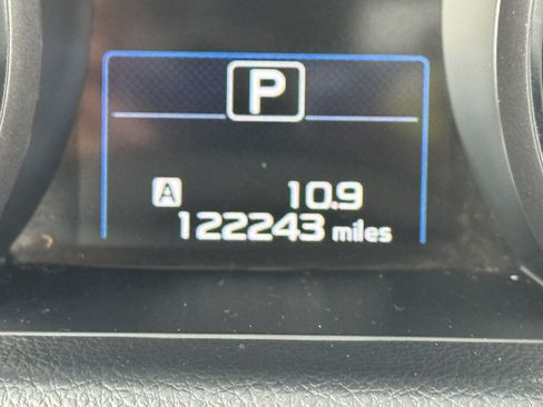 Used 2019 Subaru Legacy 2.5i Premium AWD/4WD image 21