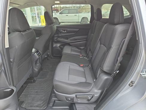Used 2025 Subaru Ascent Premium image 15