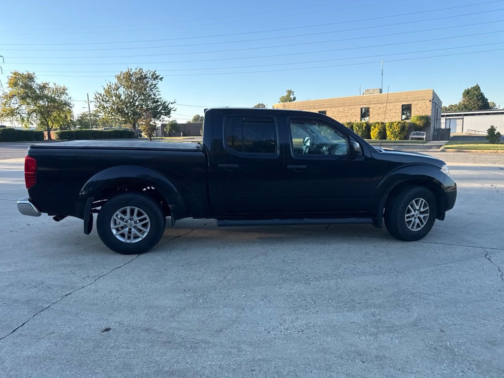 Used 2016 Nissan Frontier SV AWD/4WD image 13