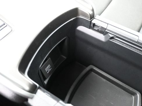 Used 2022 Honda Accord Sport image 19