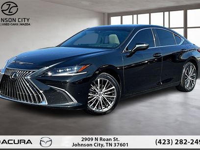 Used 2023 Lexus ES 300h w/ Premium Package