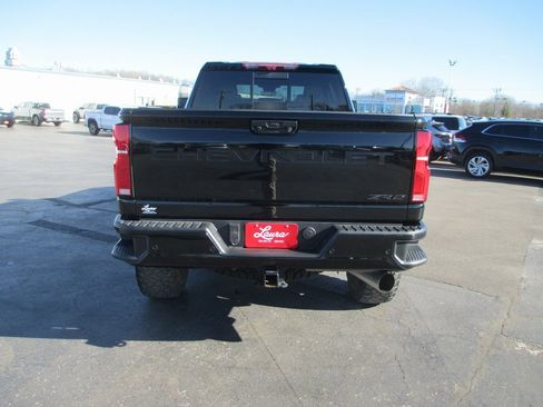 Certified 2025 Chevrolet Silverado 2500 ZR2 w/ Technology Package image 6