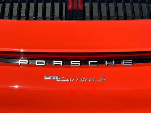 Used 2022 Porsche 911 Carrera S image 37
