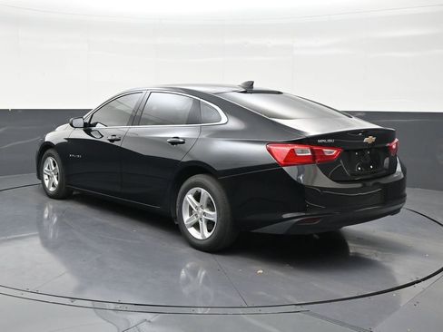 Used 2024 Chevrolet Malibu LS FWD image 3