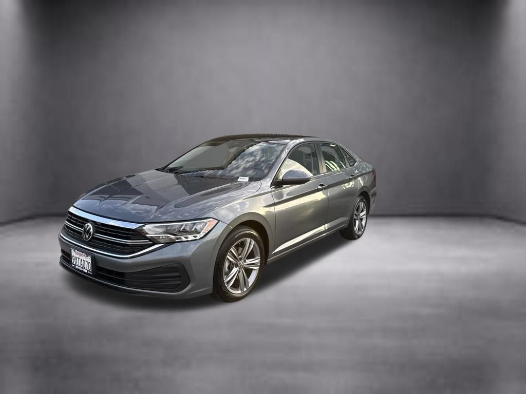 Used 2024 Volkswagen Jetta SE FWD image 4