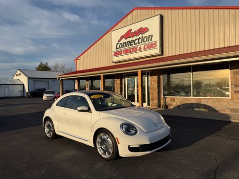 Used 2016 Volkswagen Beetle 1.8T SEL w/ Lighting Package image 2