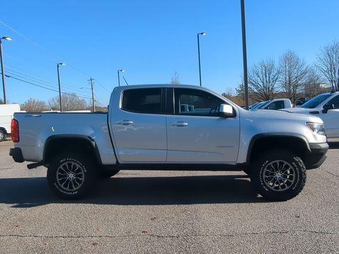 Used 2019 Chevrolet Colorado ZR2 image 9
