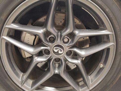 Used 2019 INFINITI QX30 Sport FWD image 31