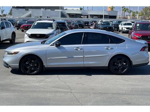 Used 2023 Honda Accord Sport image 2