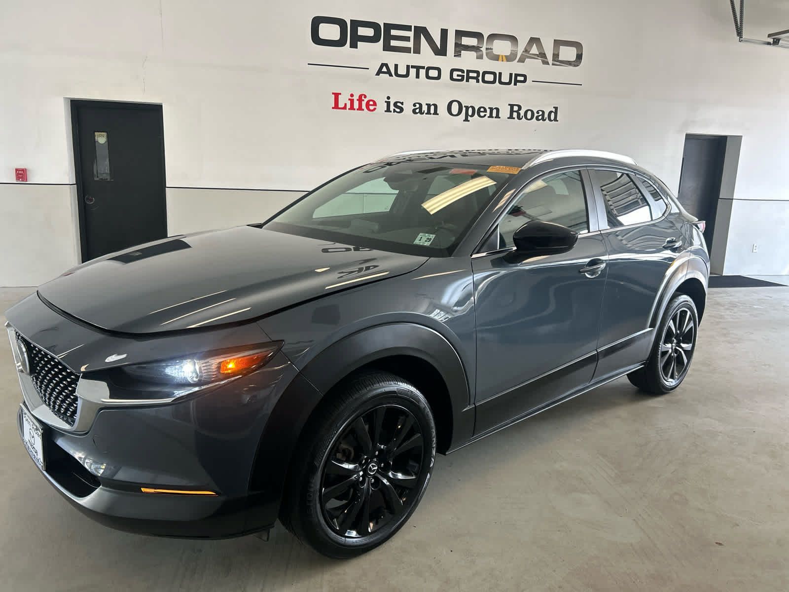 Used 2024 MAZDA CX-30 AWD 2.5 S w/ Preferred Package image 2