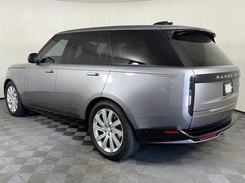 Used 2023 Land Rover Range Rover SE AWD/4WD image 4