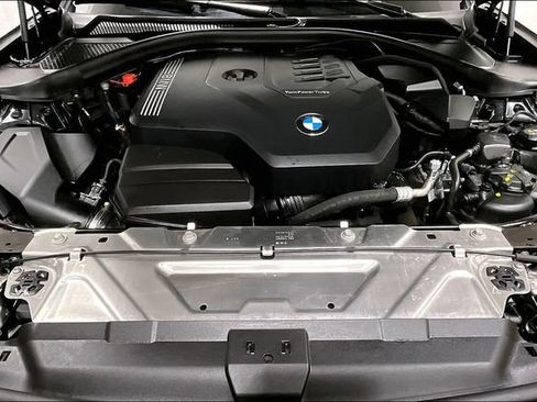 Used 2024 BMW 330i xDrive Sedan w/ Premium Package AWD/4WD image 5