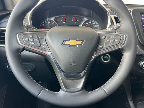 Used 2023 Chevrolet Equinox LT w/ Driver Convenience Package FWD image 23