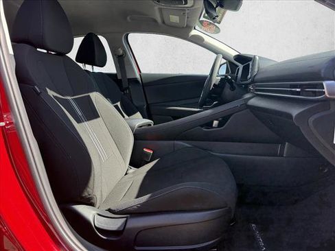 Certified 2025 Hyundai Elantra Blue image 18