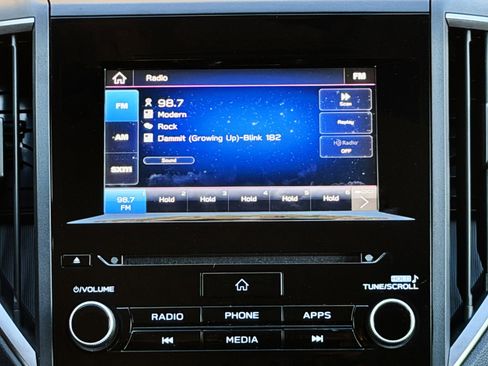 Used 2023 Subaru Crosstrek 2.0i Premium image 27