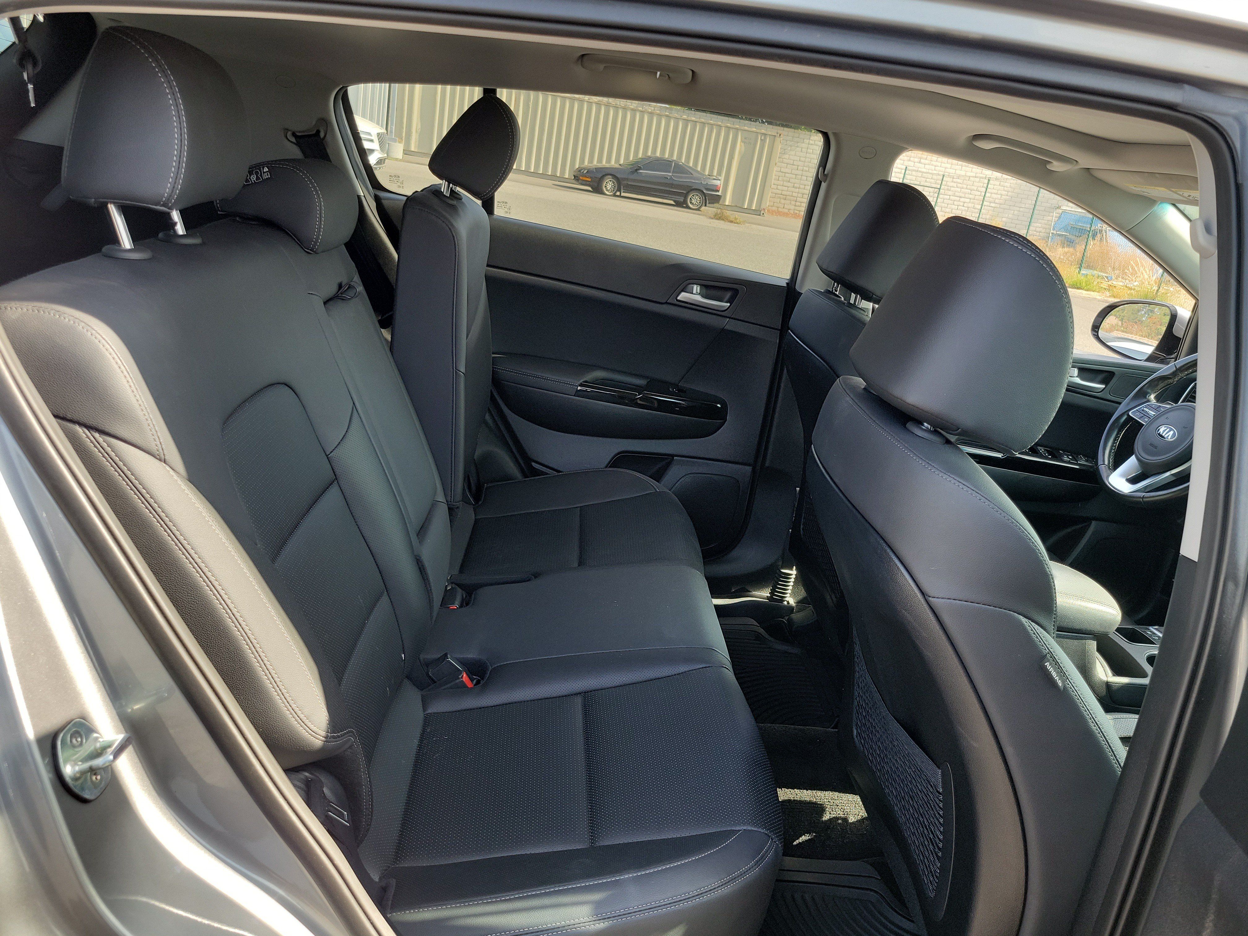 Used 2022 Kia Sportage EX FWD image 23
