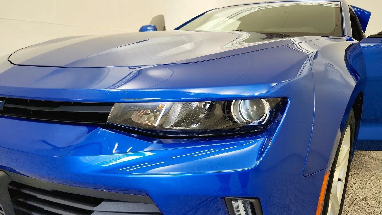 Used 2017 Chevrolet Camaro LT w/ Technology Package RWD image 38