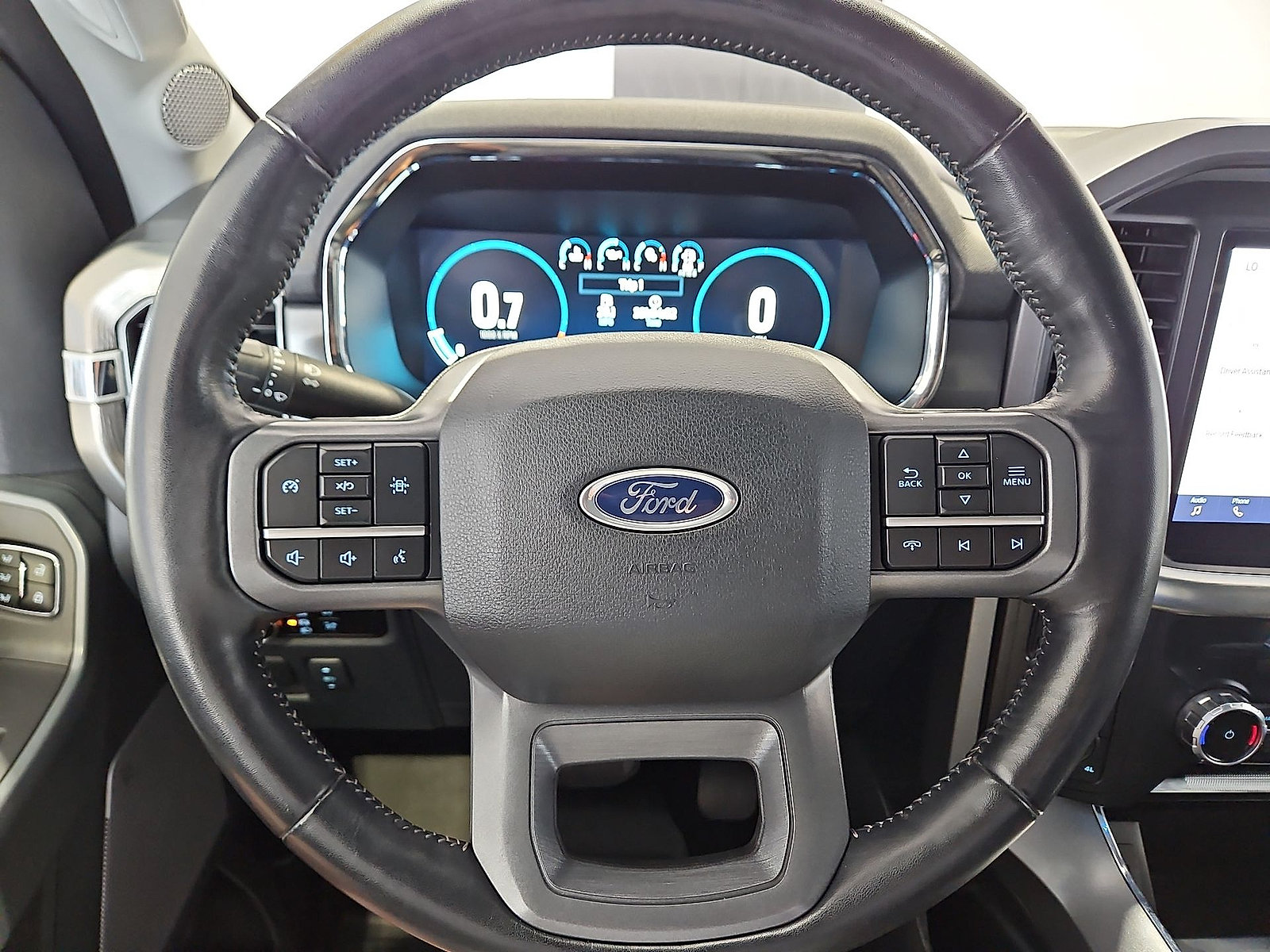 Used 2023 Ford F150 Lariat AWD/4WD image 21