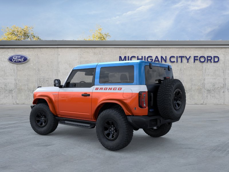 Used 2025 Ford Bronco Stroppe Edition AWD/4WD image 4
