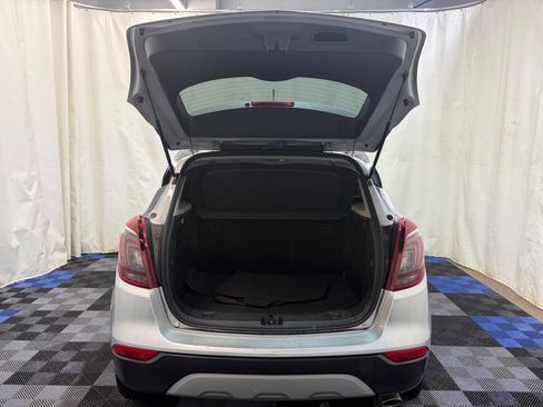 Used 2018 Buick Encore Essence image 8