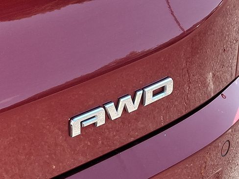 Used 2019 GMC Acadia Denali w/ Technology Package AWD/4WD image 31